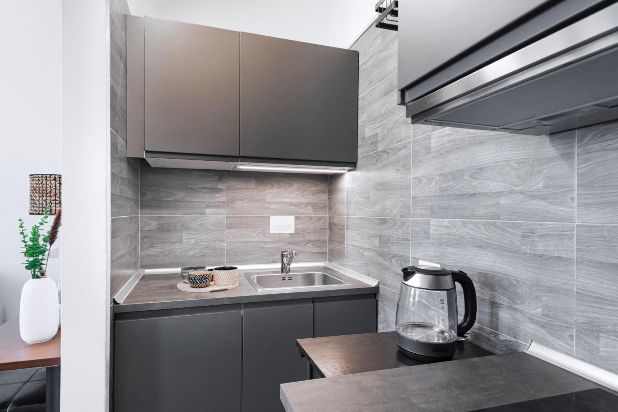 Easylife - Studio Moderno E Luminoso In Repubblica มิลาน ภายนอก รูปภาพ