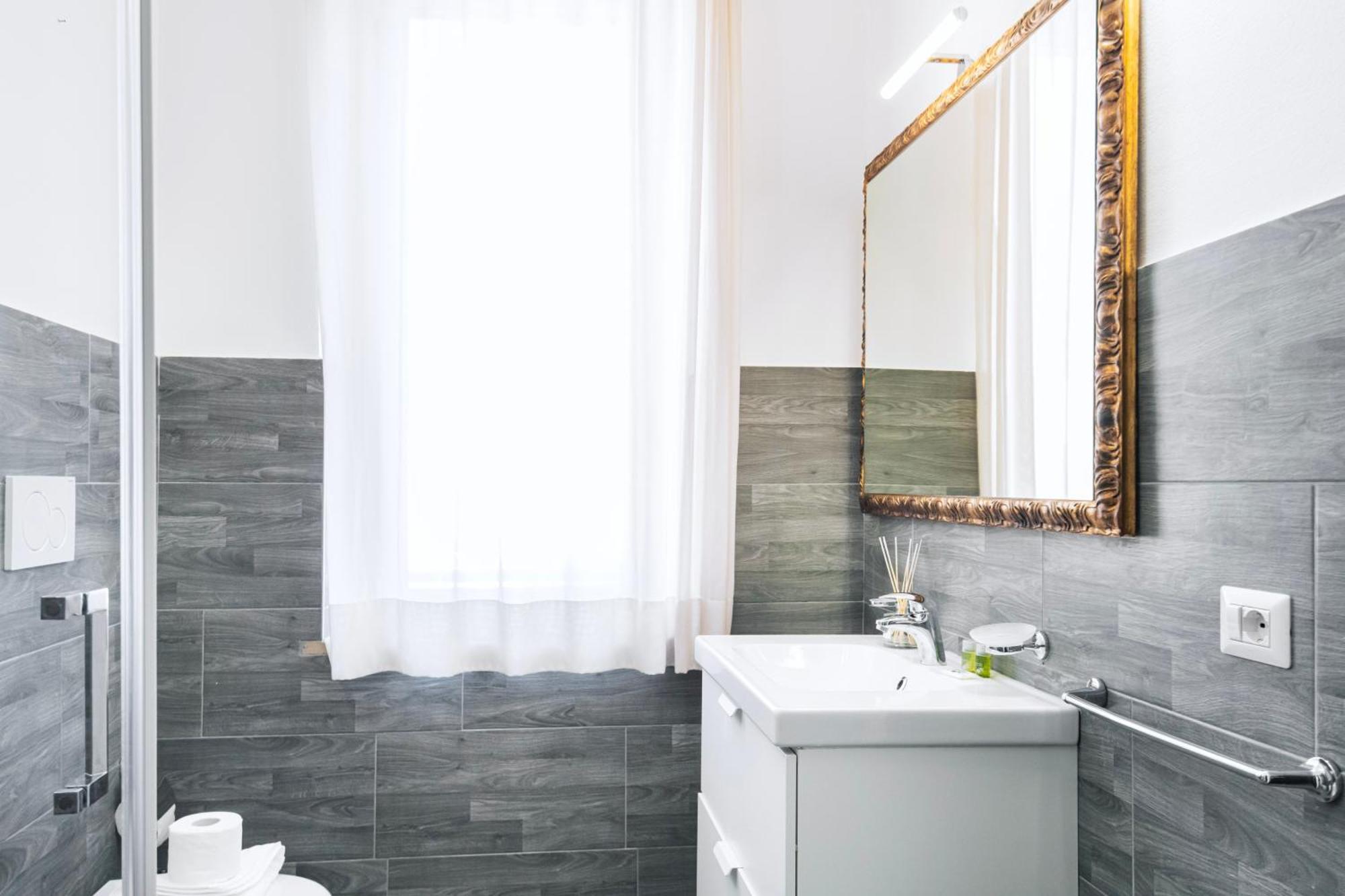 Easylife - Studio Moderno E Luminoso In Repubblica มิลาน ภายนอก รูปภาพ